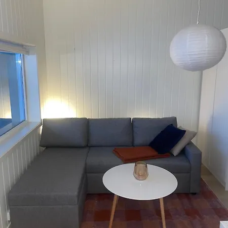 Lägenhet In Private At Bjerkaker Tromsø